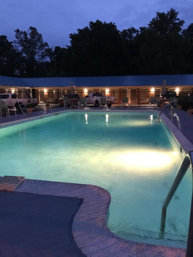 Merrimac Inn & Suites ويليامزبرغ المظهر الخارجي الصورة